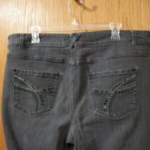 CJ Banks 18W Gray Embellished 5 Pocket Style Jeans Like New!